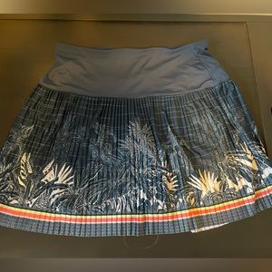 Lucky in love pleated golf skort